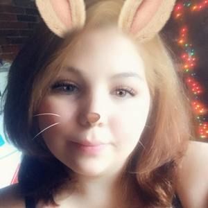 Meet your Posher, Becca